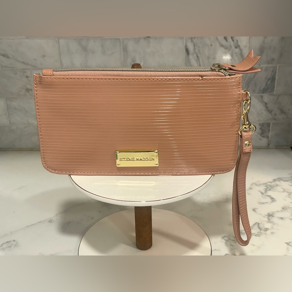 Steve Madden Wristlet/Wallet